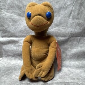 Vintage 1982 Showtime Kamar 8" ET Extra Terrestrial Plush Stuffed Animal W/tags